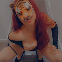 Gatita en celo