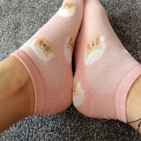 Pink ankle cat socks 🧦