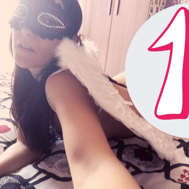 ragazza_travestita_da_sexy_angelo
